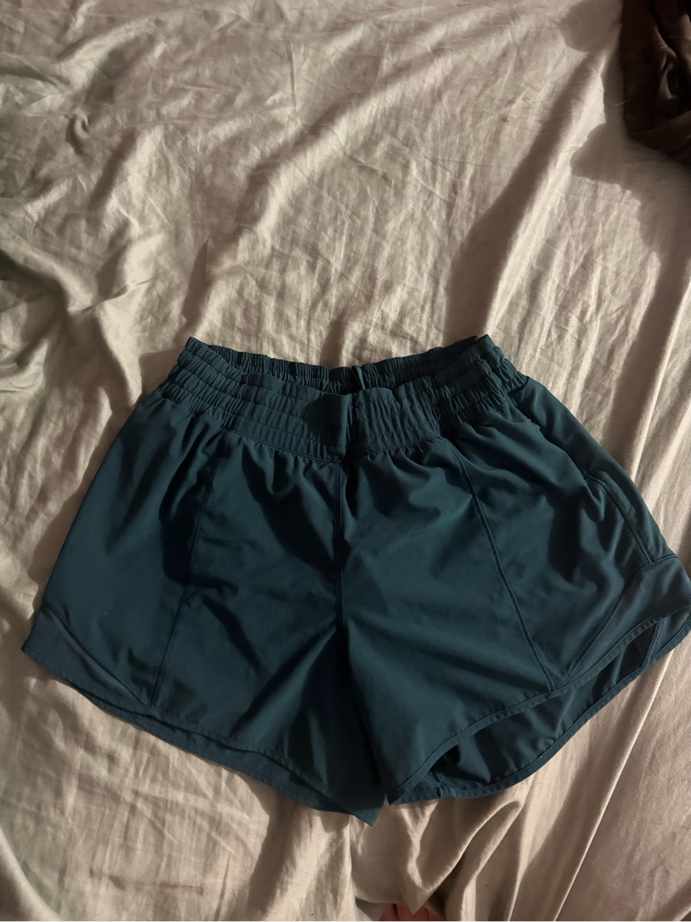 Lululemon hotty hot 4” storm teal